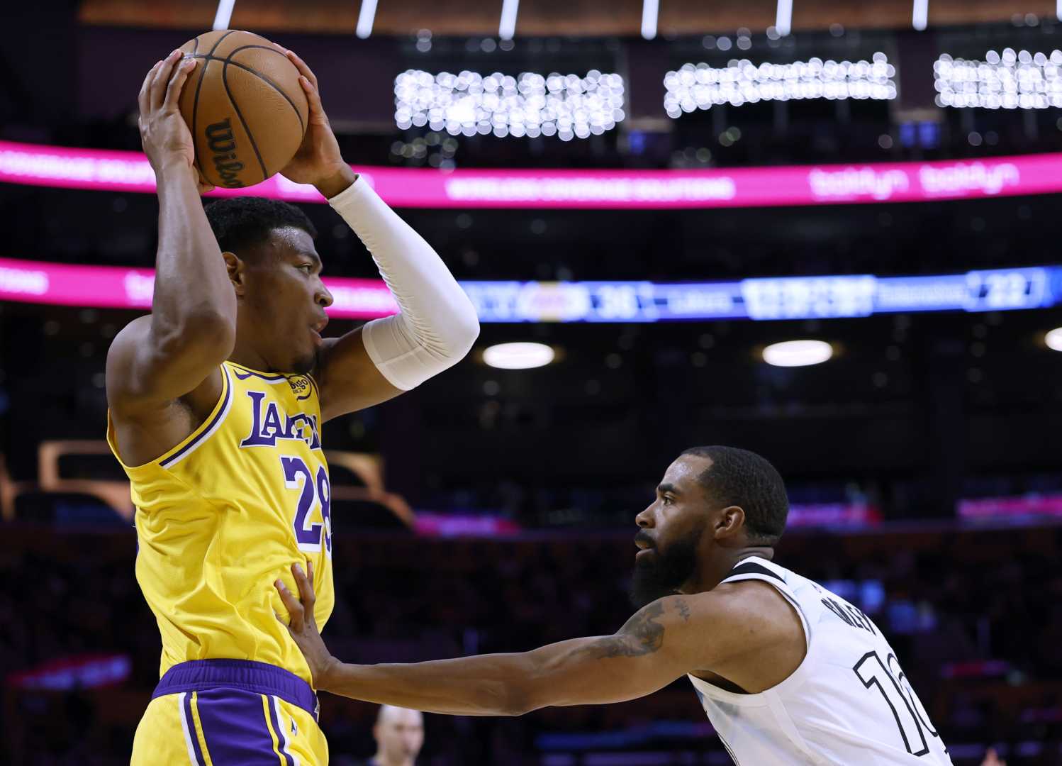 Rui Hachimura Lakers Knee Injury Update