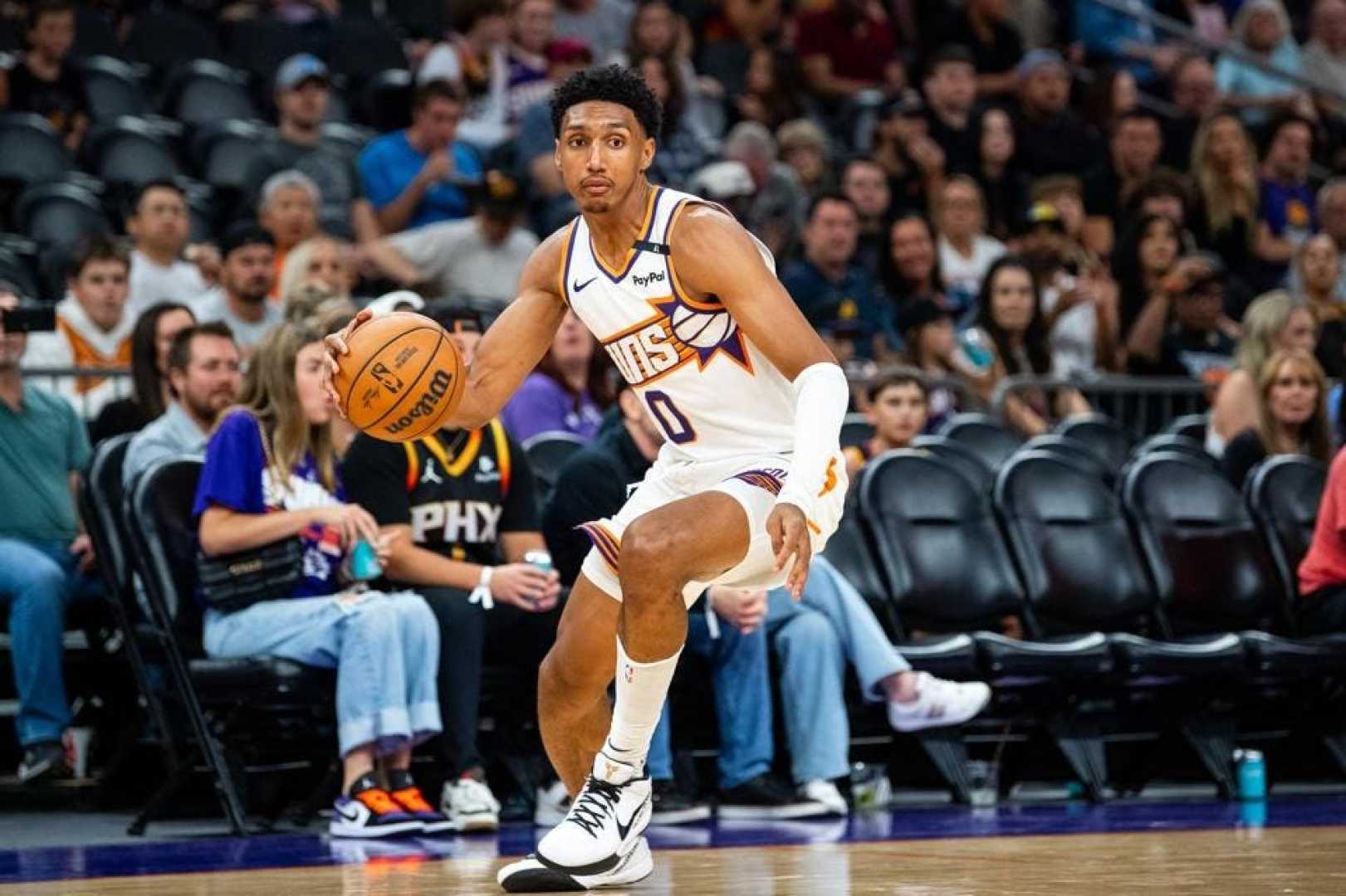 Ryan Dunn Phoenix Suns Basketball Action