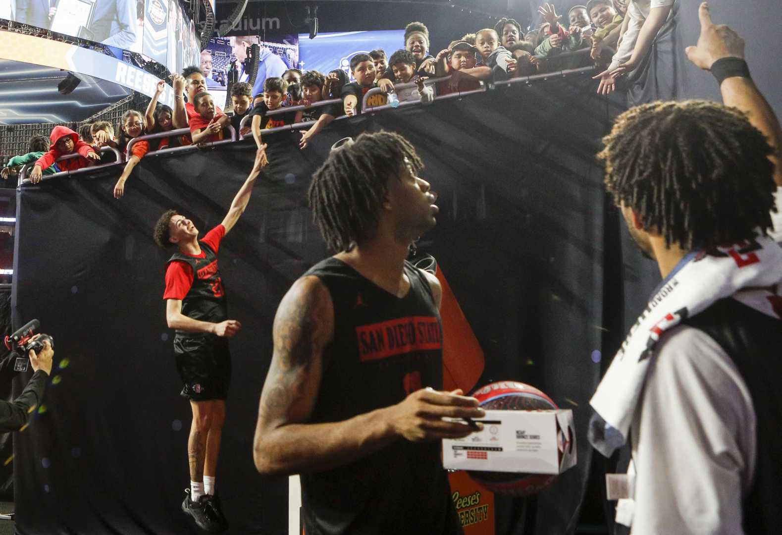 Sdsu Basketball Team Practice Session