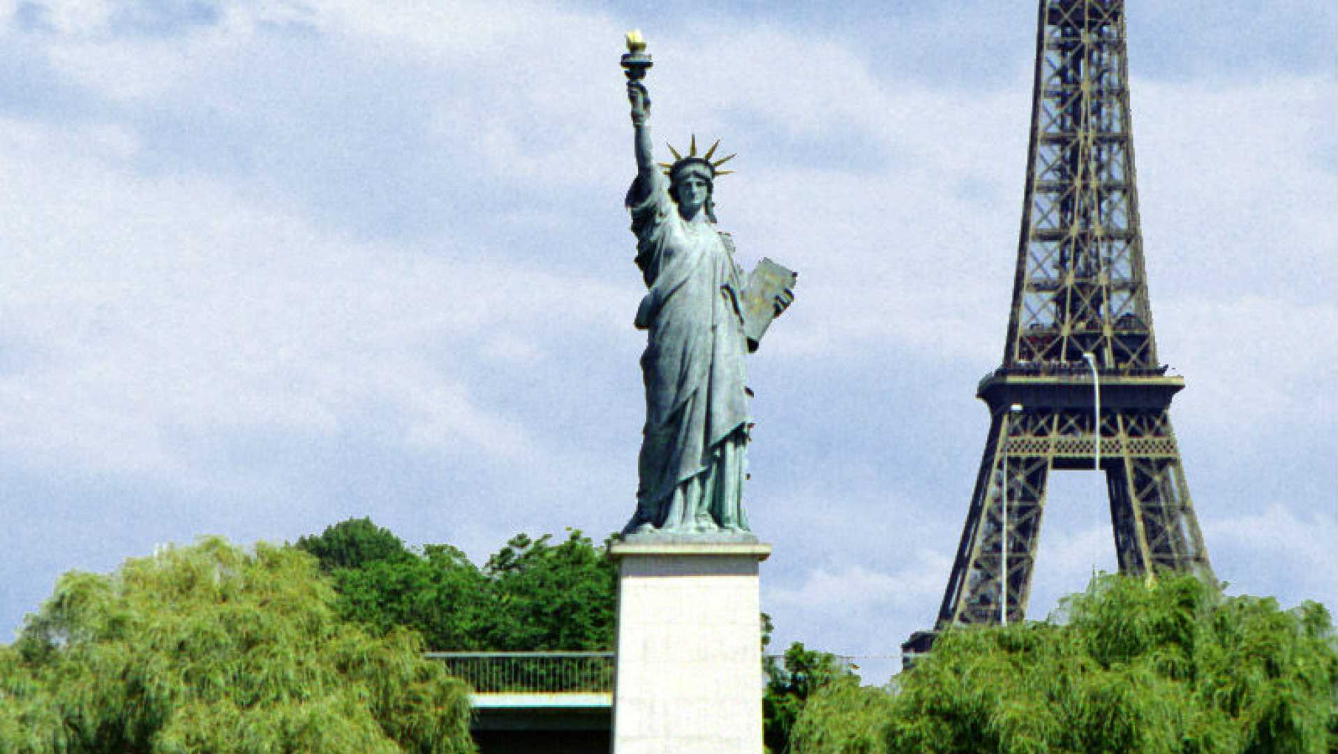 Statue Of Liberty Paris