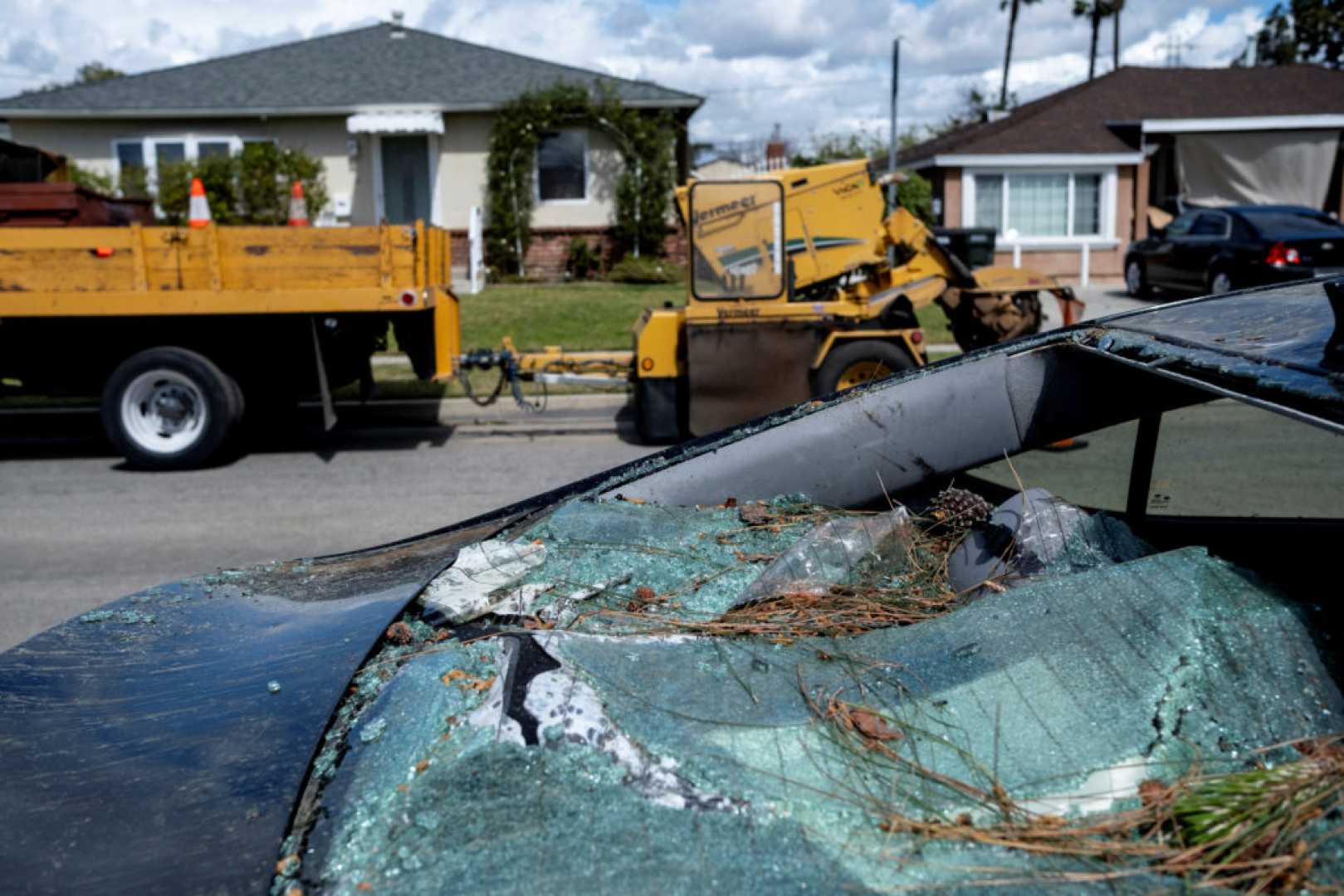 U.s. Storm Damage, High Winds, Tornado Warnings