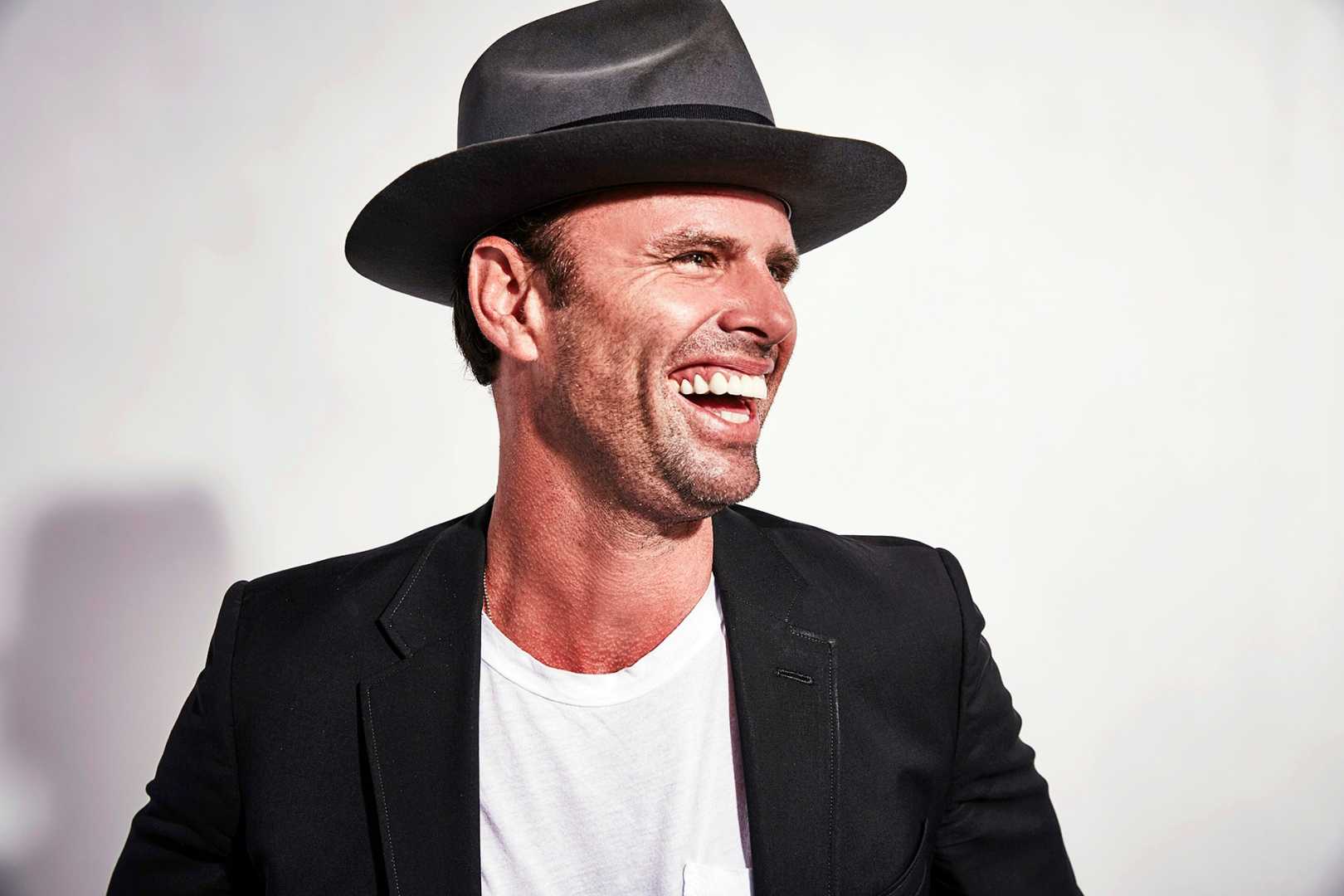 Walton Goggins Fashion Interview