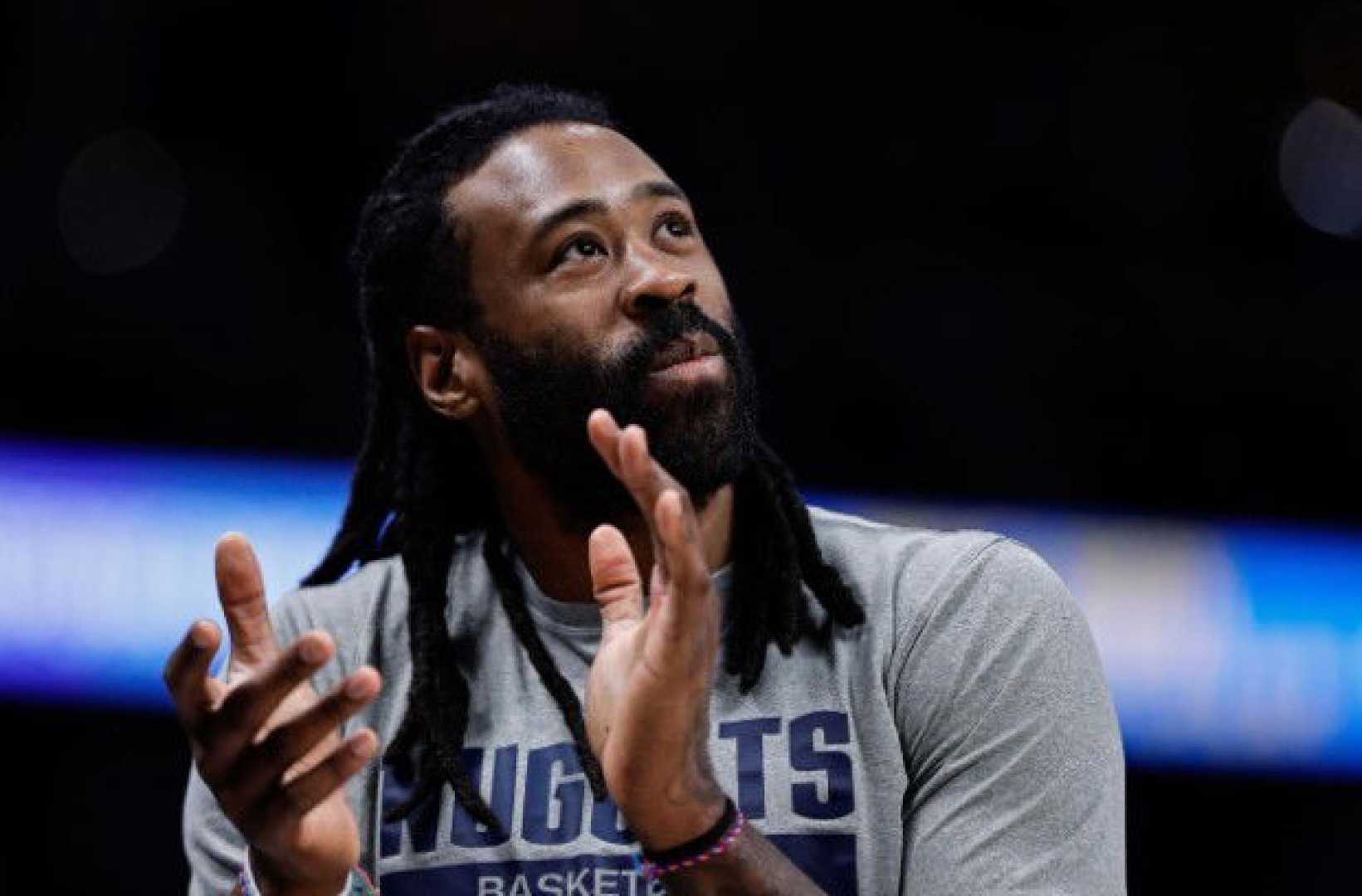 Deandre Jordan Family Support Basketball