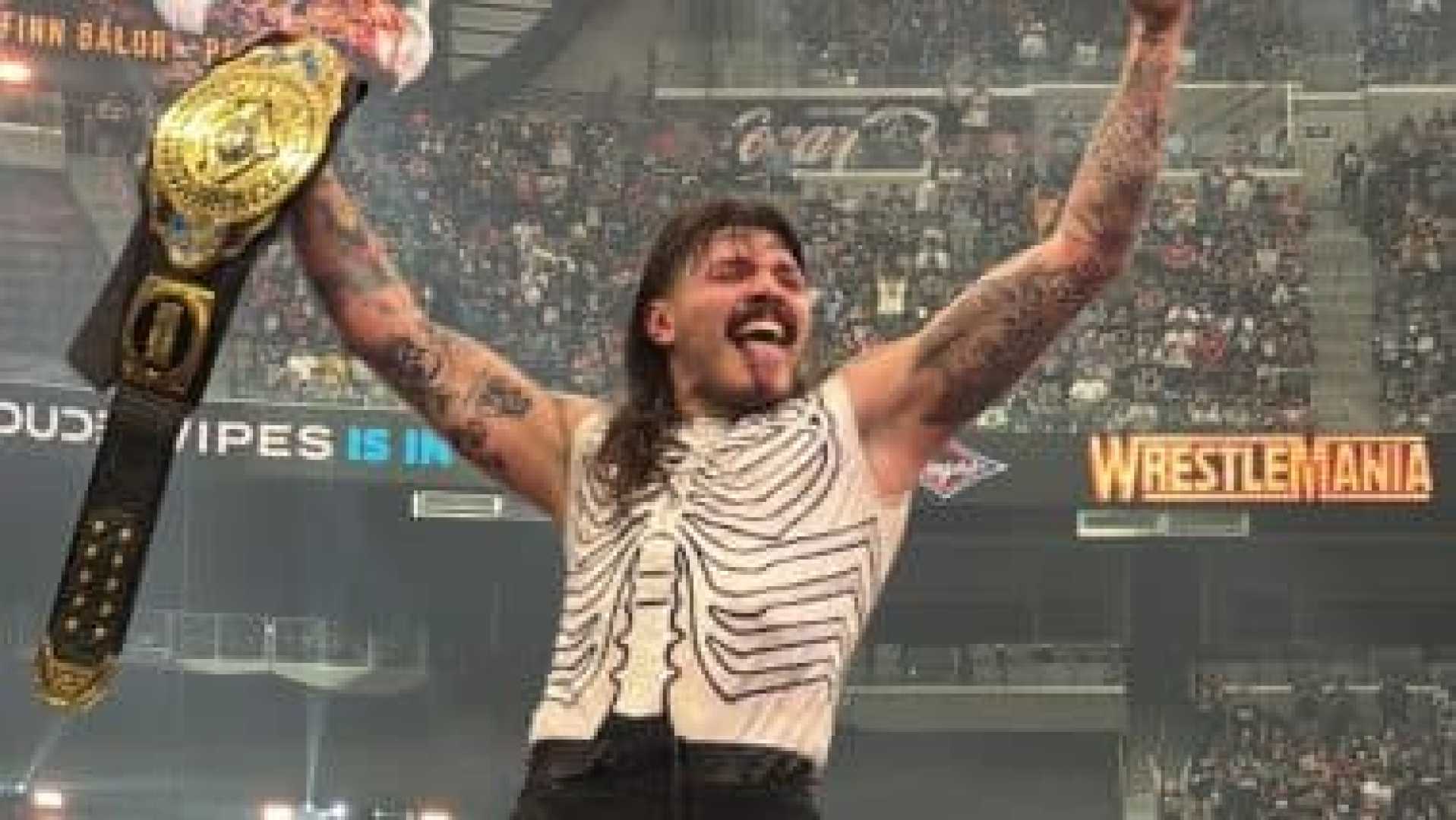 Dominik Mysterio Wwe Intercontinental Champion Celebration