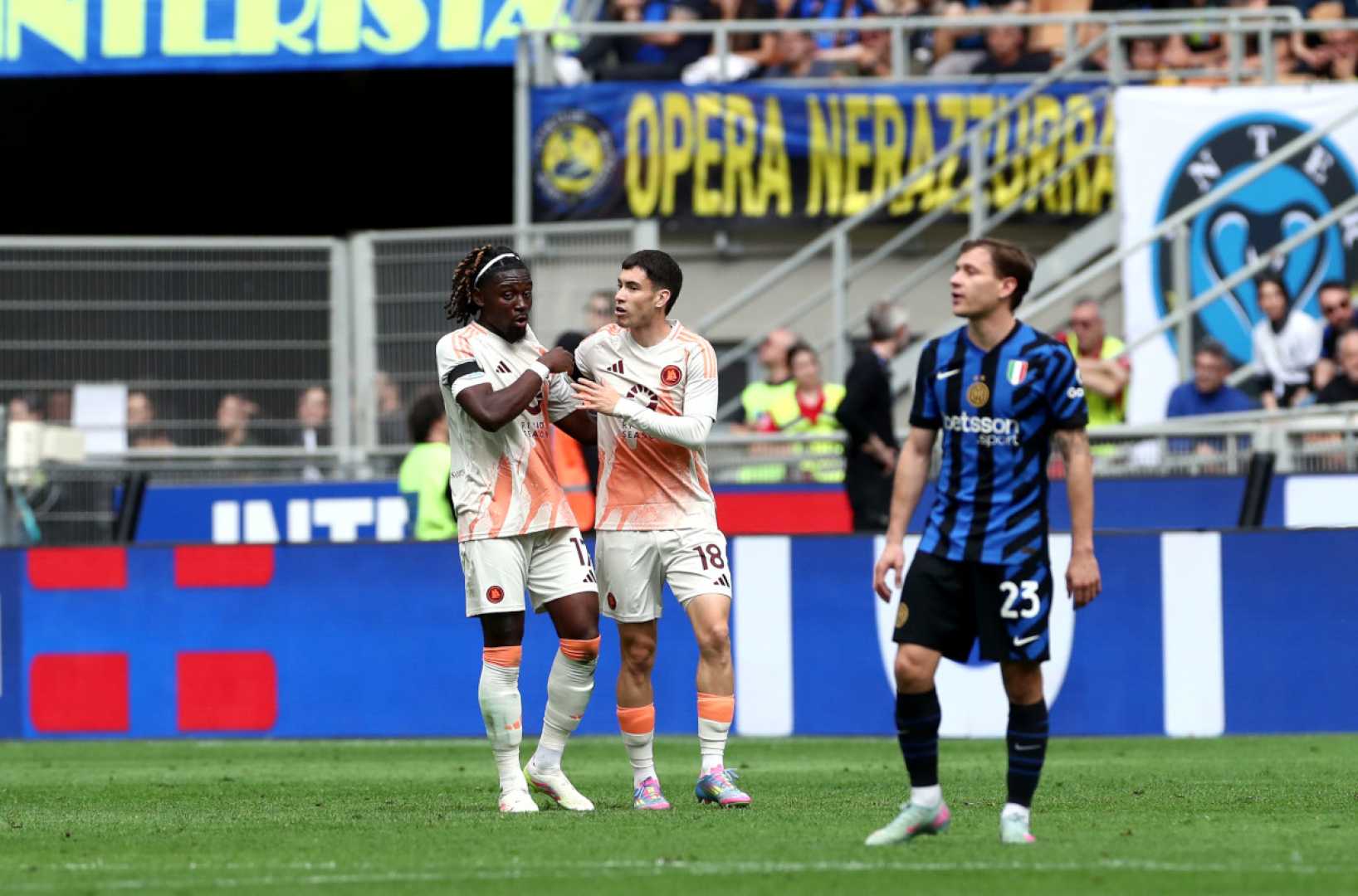 Inter Milan Roma Serie A Match April 2025
