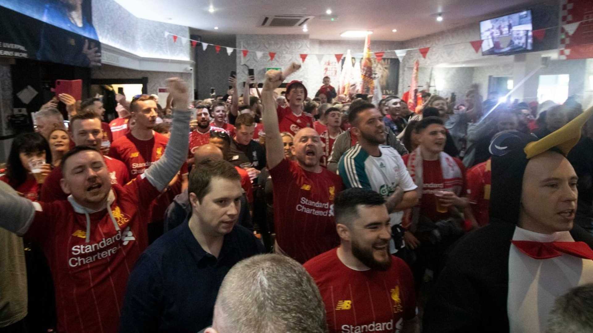 Liverpool Premier League Celebration Fan Atmosphere