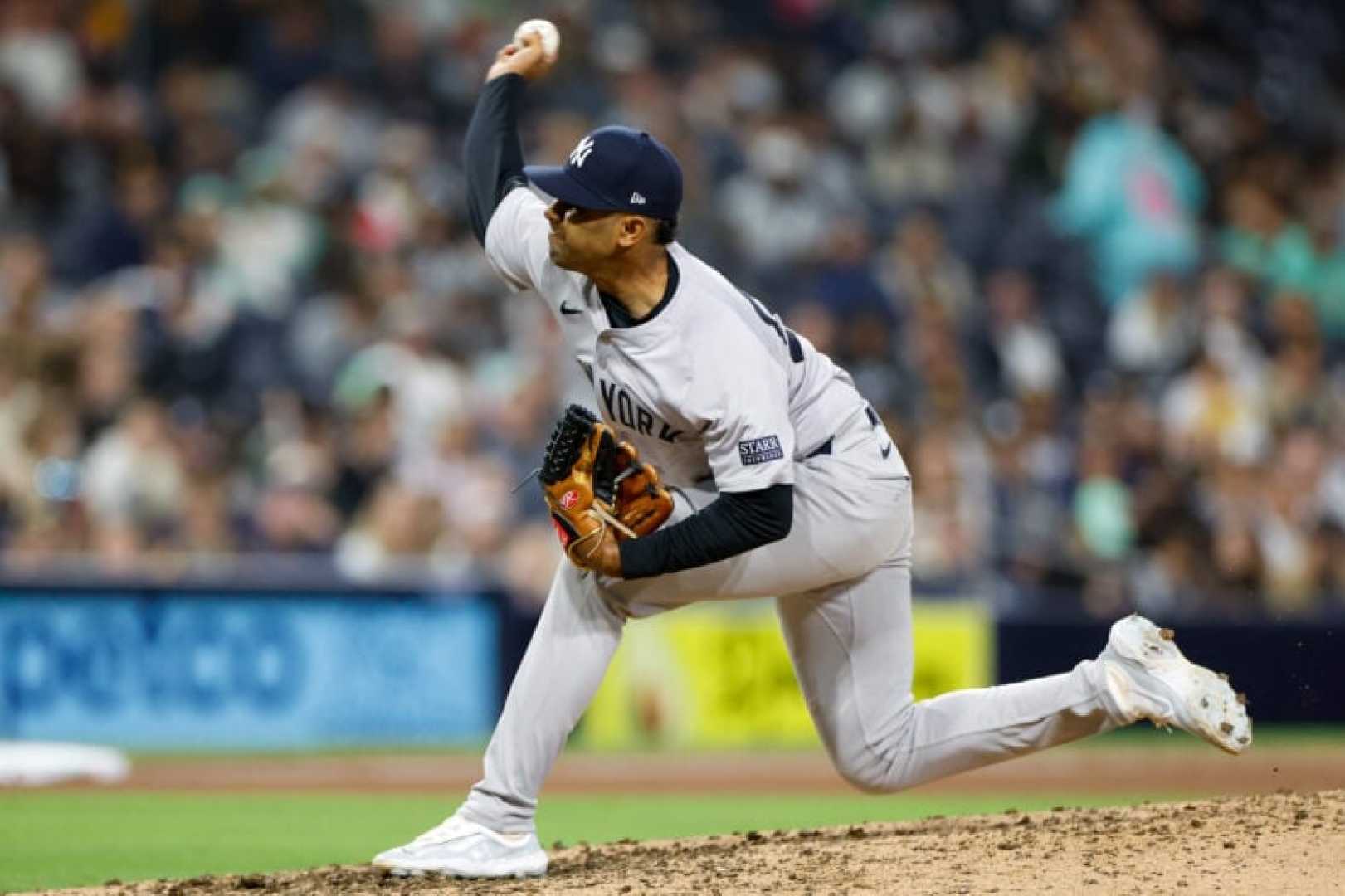 Los Angeles Dodgers Pitcher Yoendrys Gomez