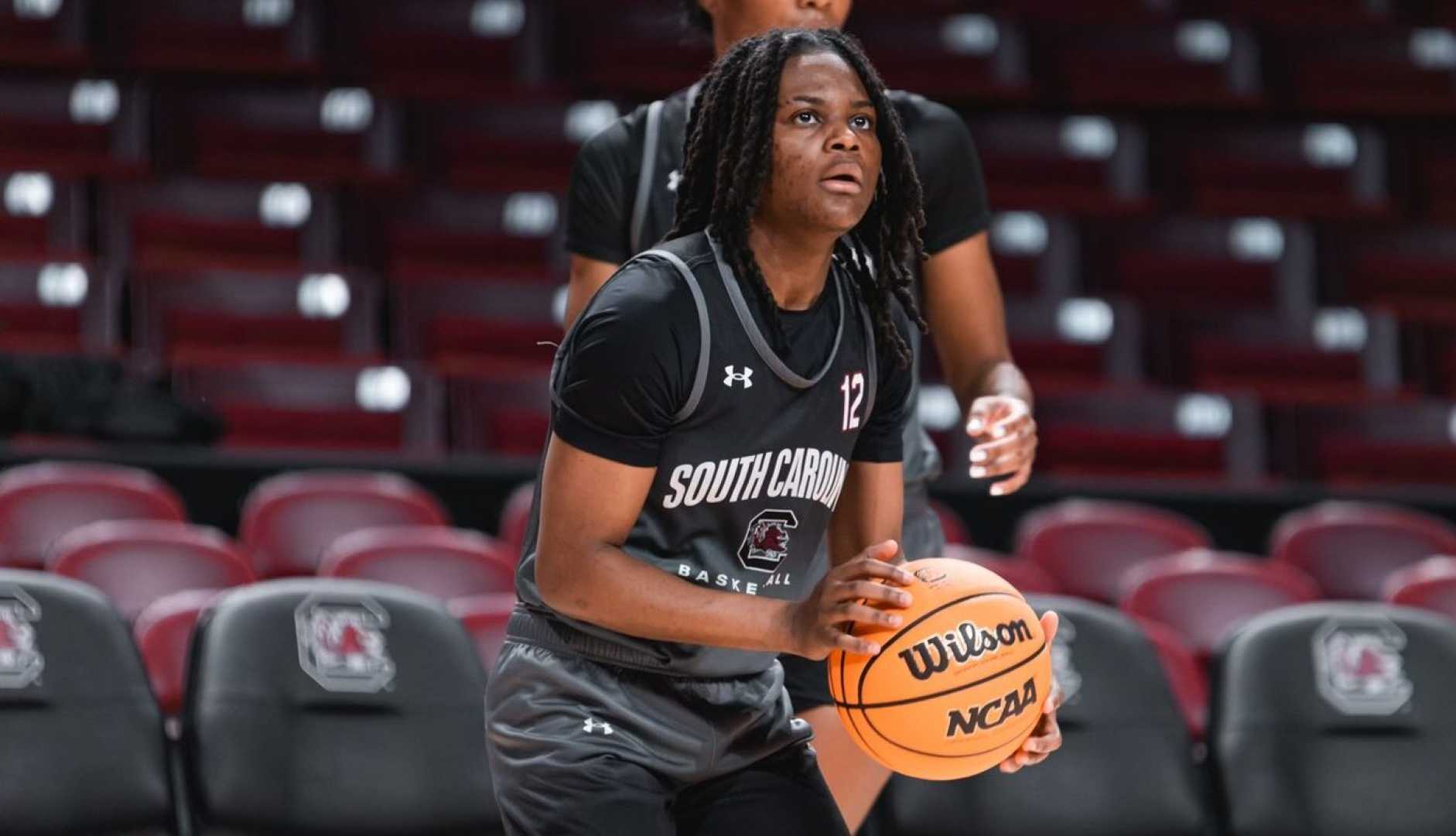 Milaysia Fulwiley Basketball Action Shot