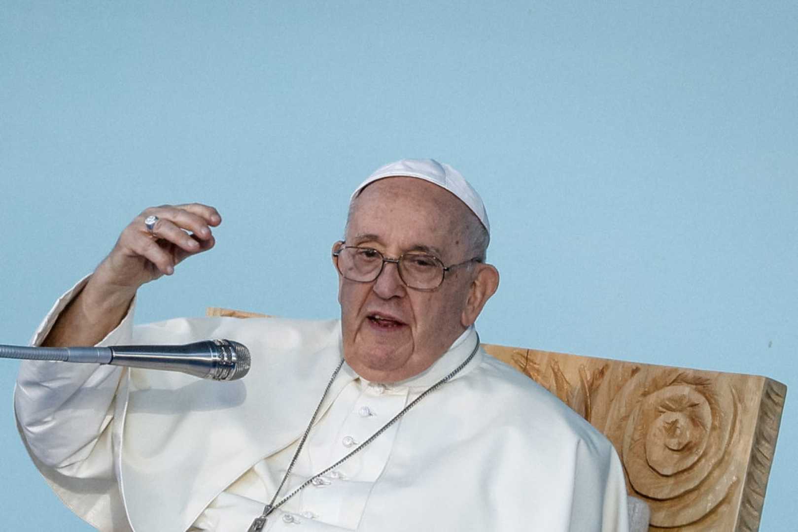 Pope Francis Addressing Clergy Sexual Abuse