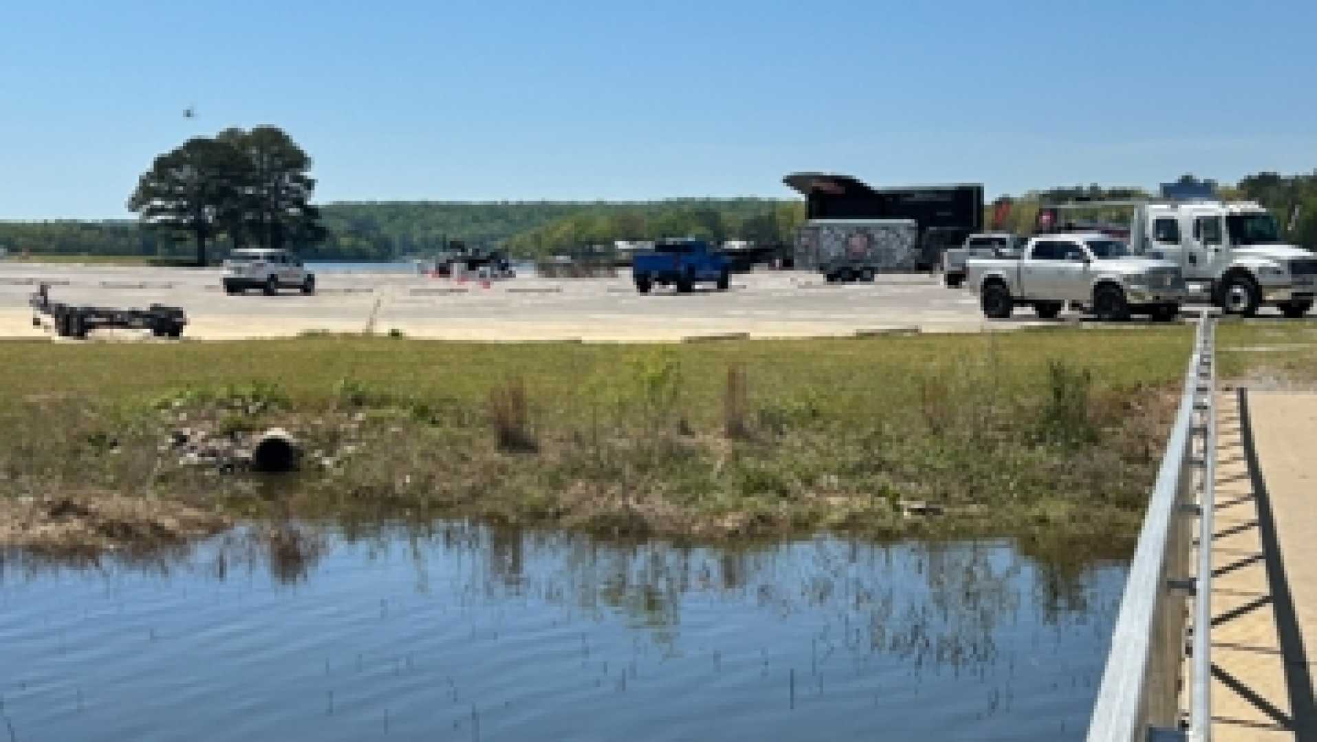 Smith Lake Major League Fishing Tournament Crash