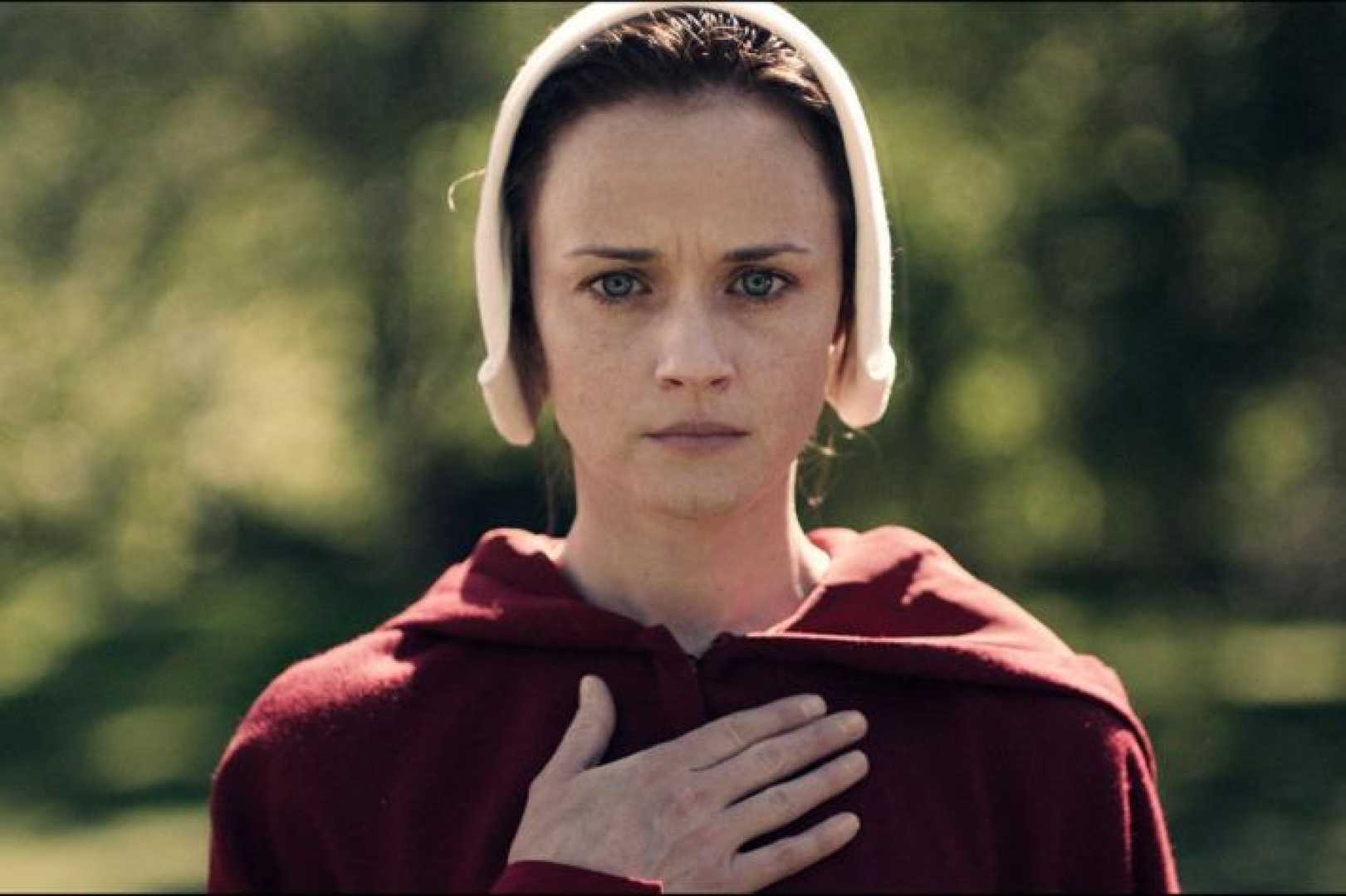 Alexis Bledel The Handmaid's Tale