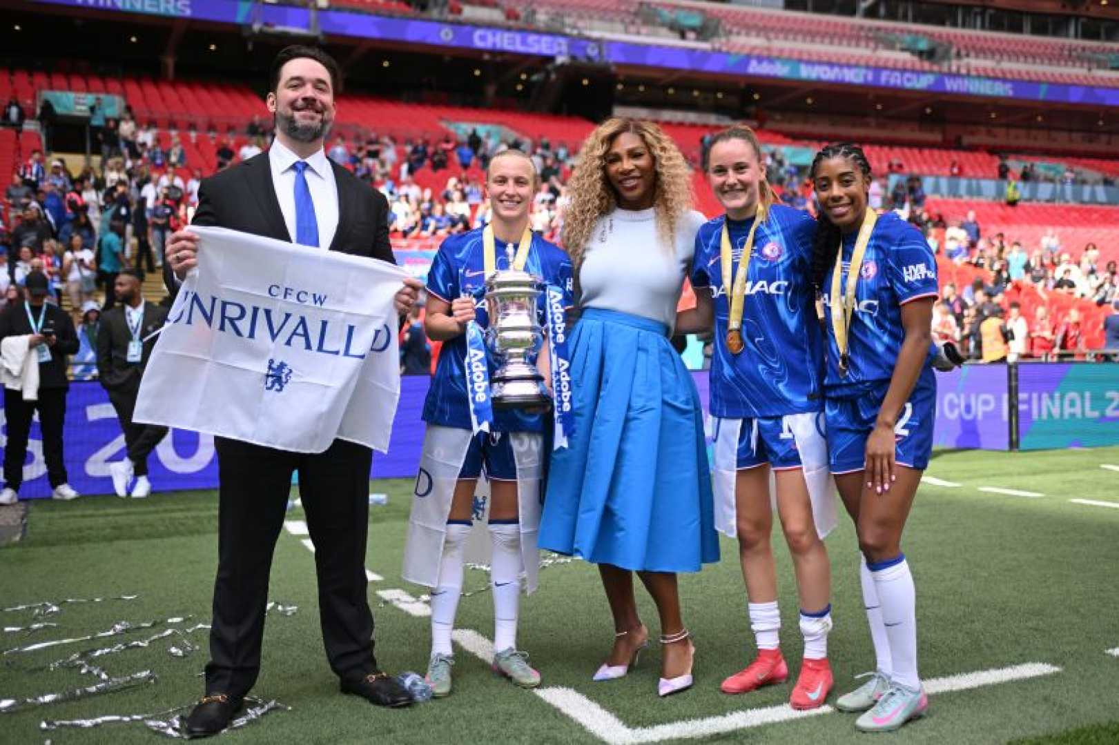 Alexis Ohanian Serena Williams Women's Soccer