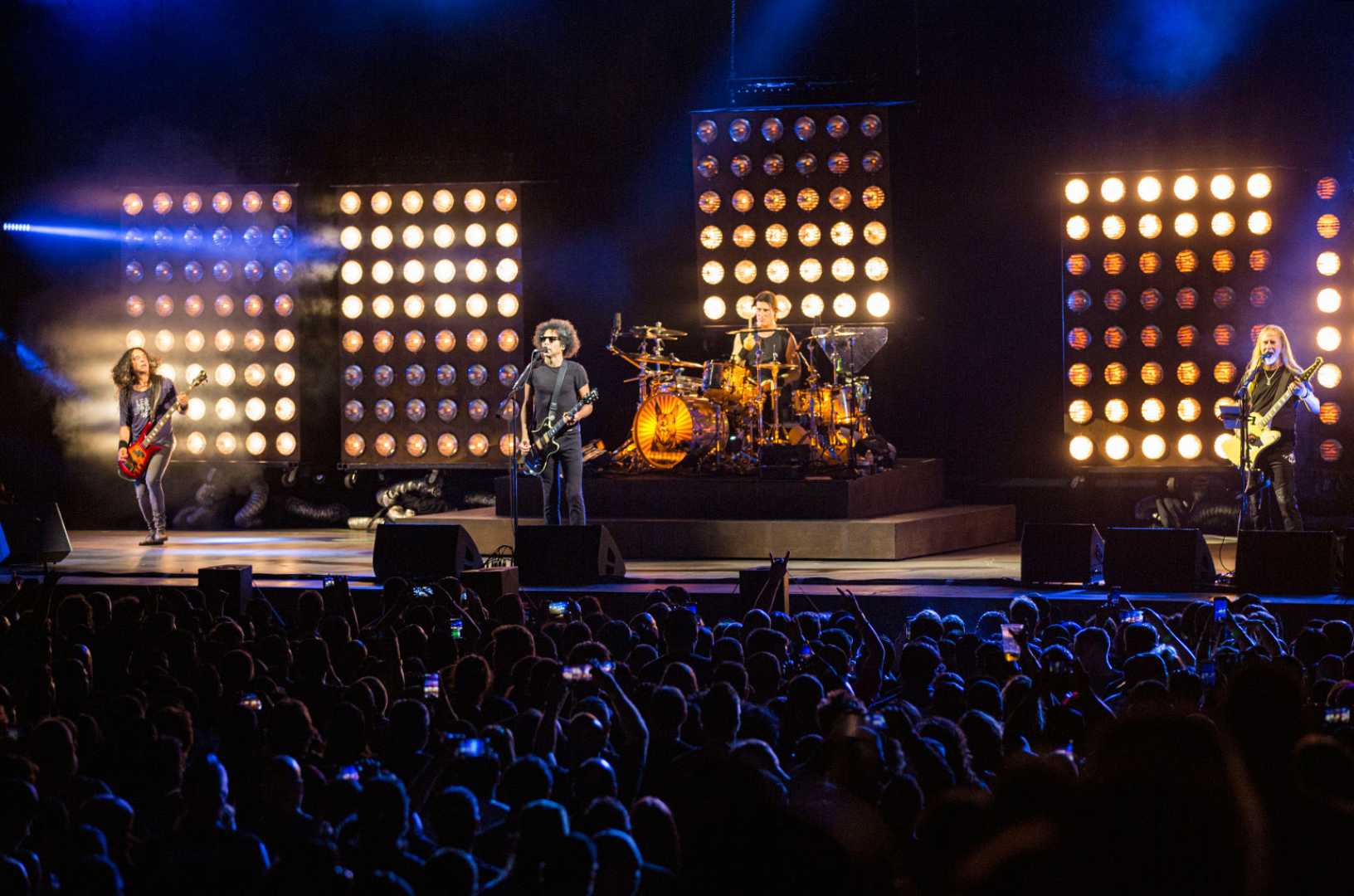 Alice In Chains Concert Mohegan Sun Arena