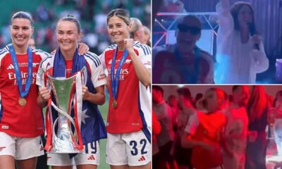 Arsenal Women's Soccer Team Celebration