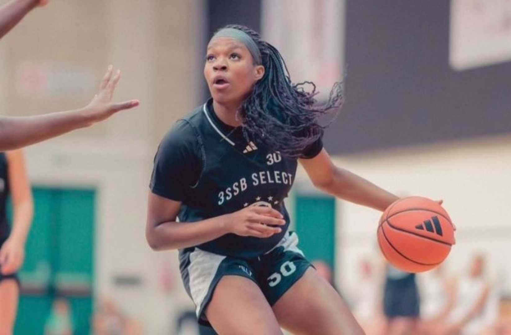 Byles Basketball Recruit Visits Colleges