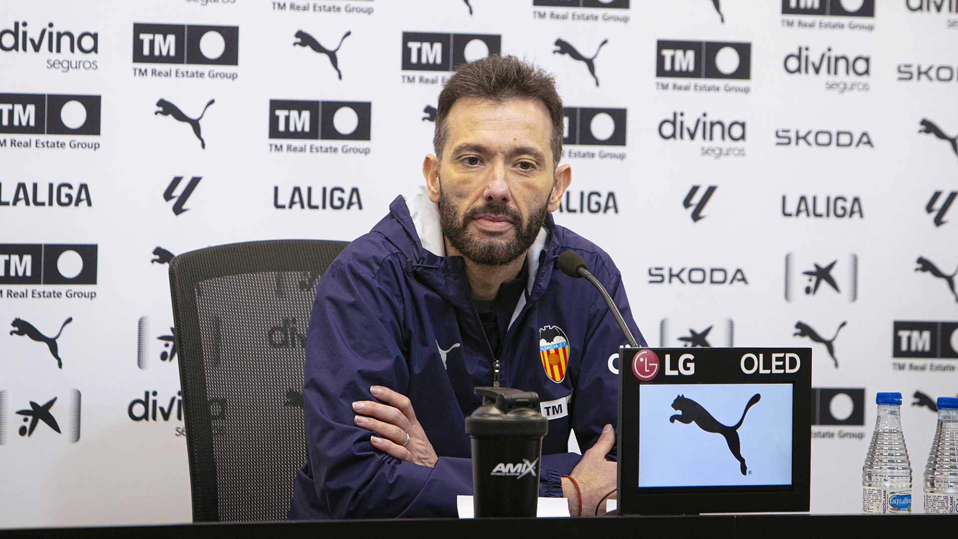 Carlos Corberán Valencia Cf Coach Press Conference