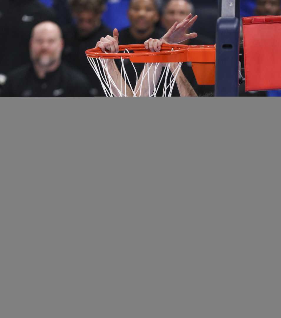 Chet Holmgren Minnesota Timberwolves Playoff