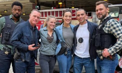Chicago P.d. Cast On Set