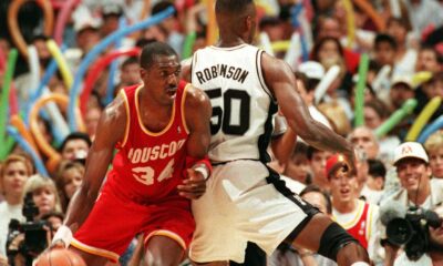 David Robinson Hakeem Olajuwon Basketball 1990s
