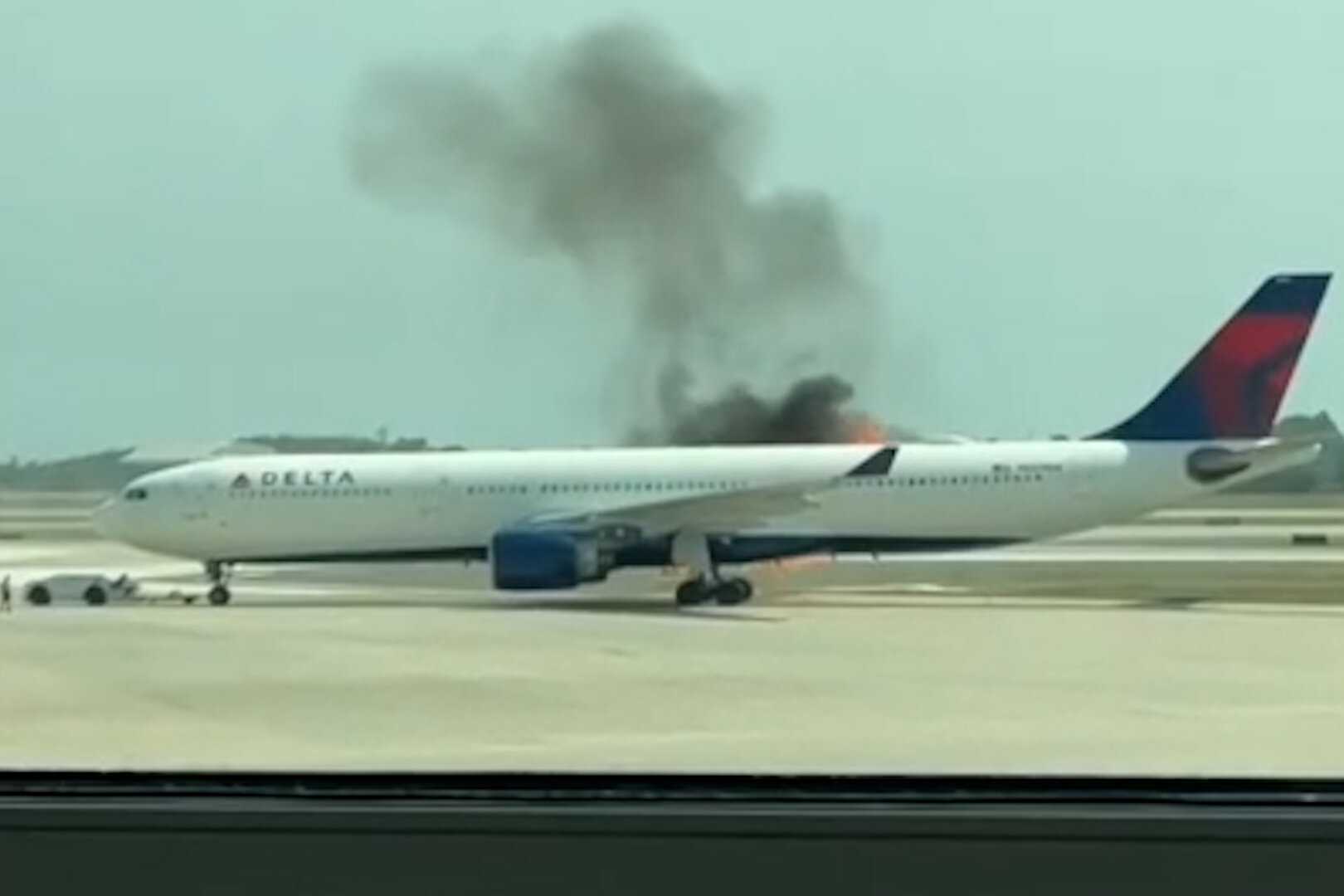 Delta Air Lines Flight To Orlando