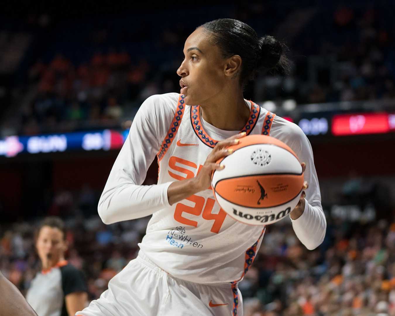 Dewanna Bonner Indiana Fever Basketball