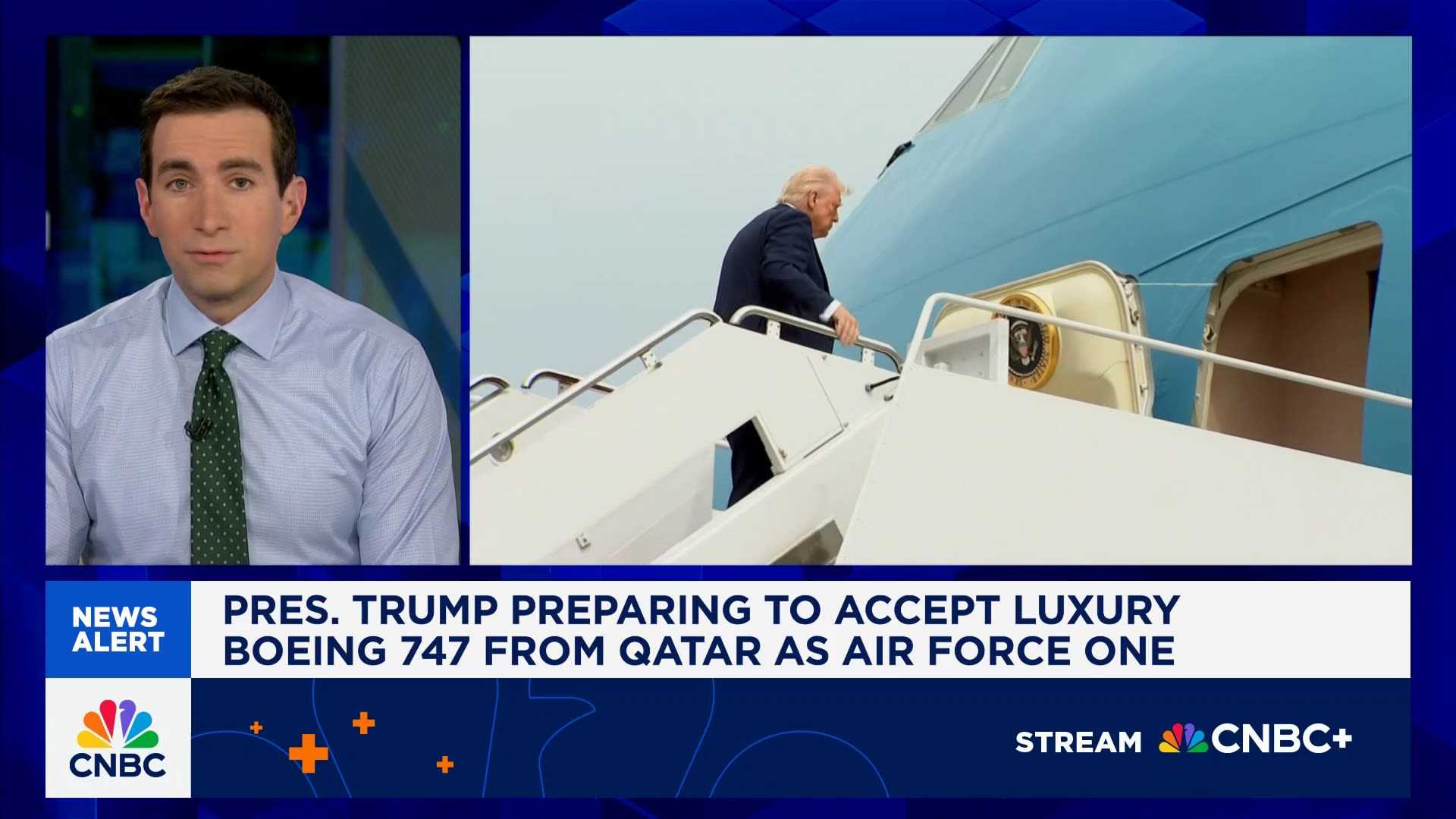Donald Trump Air Force One Qatar