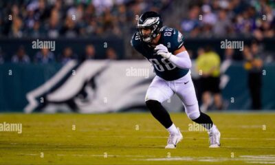 Eagles Tight End Dallas Goedert In Action