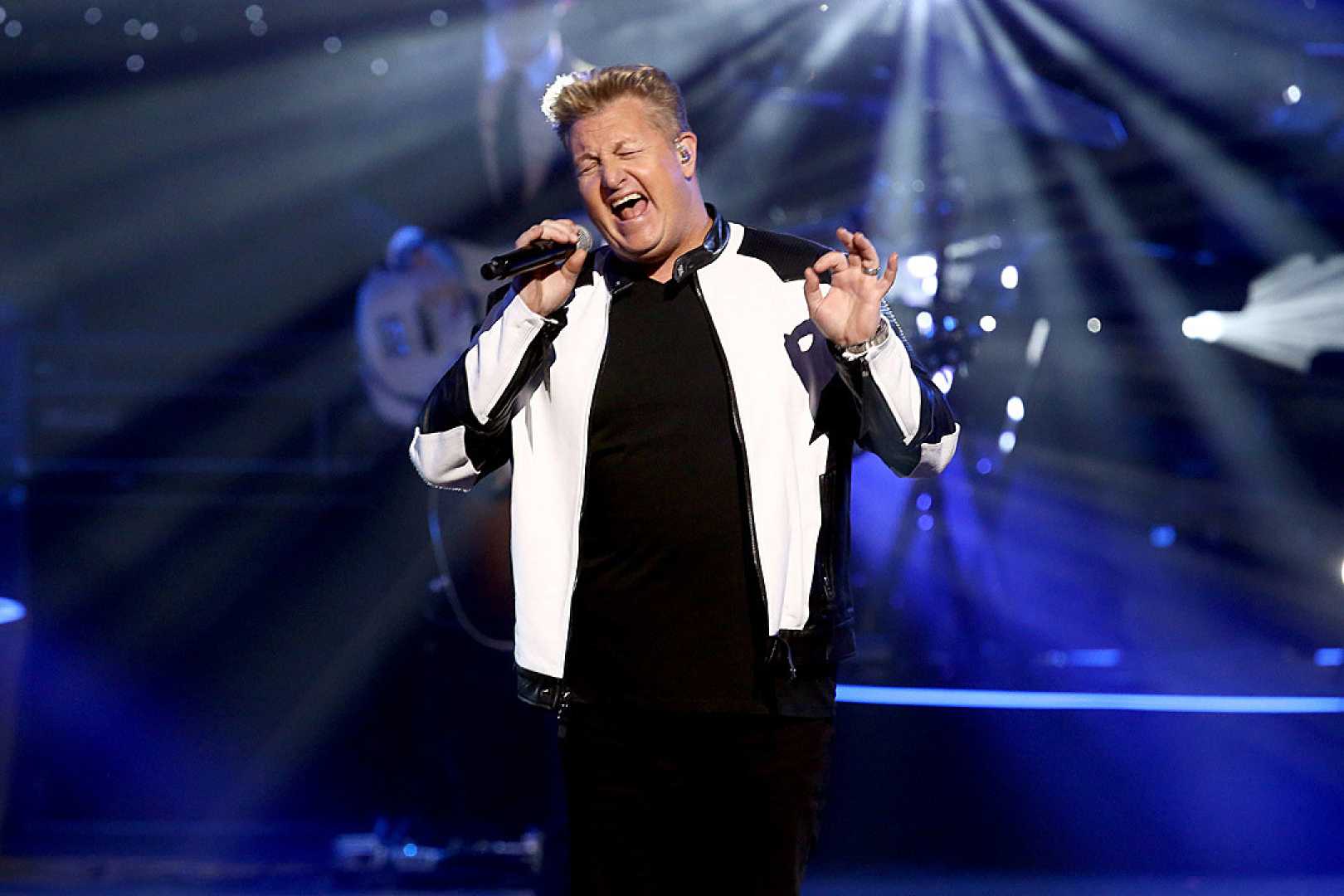Gary Levox Concert Sky Dancer Casino