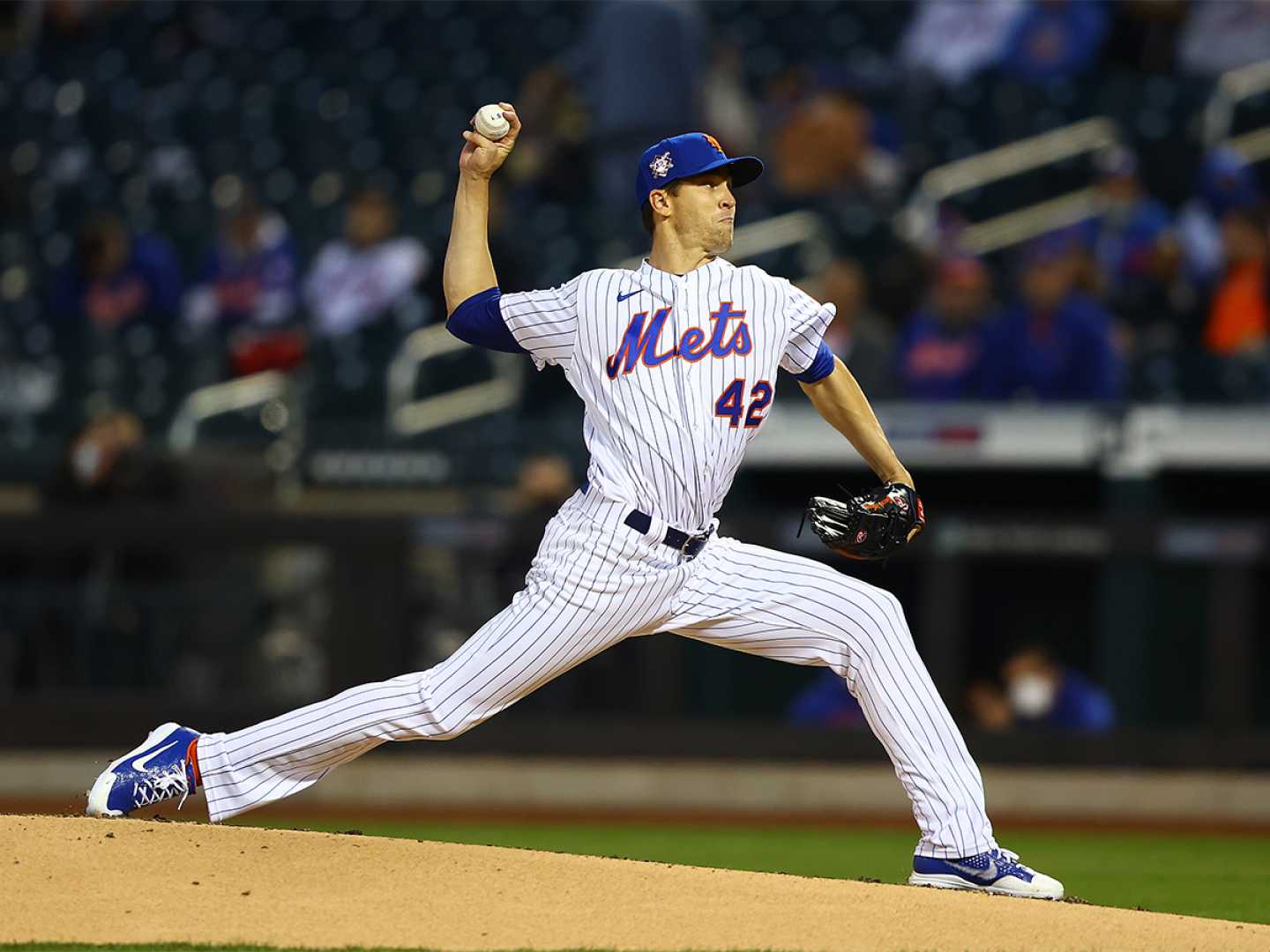 Jacob Degrom Pitching During A Game