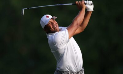 Jhonattan Vegas Golf Tournament Lead