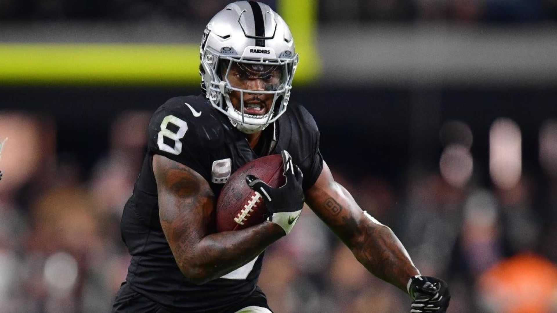 Josh Jacobs Raiders Football