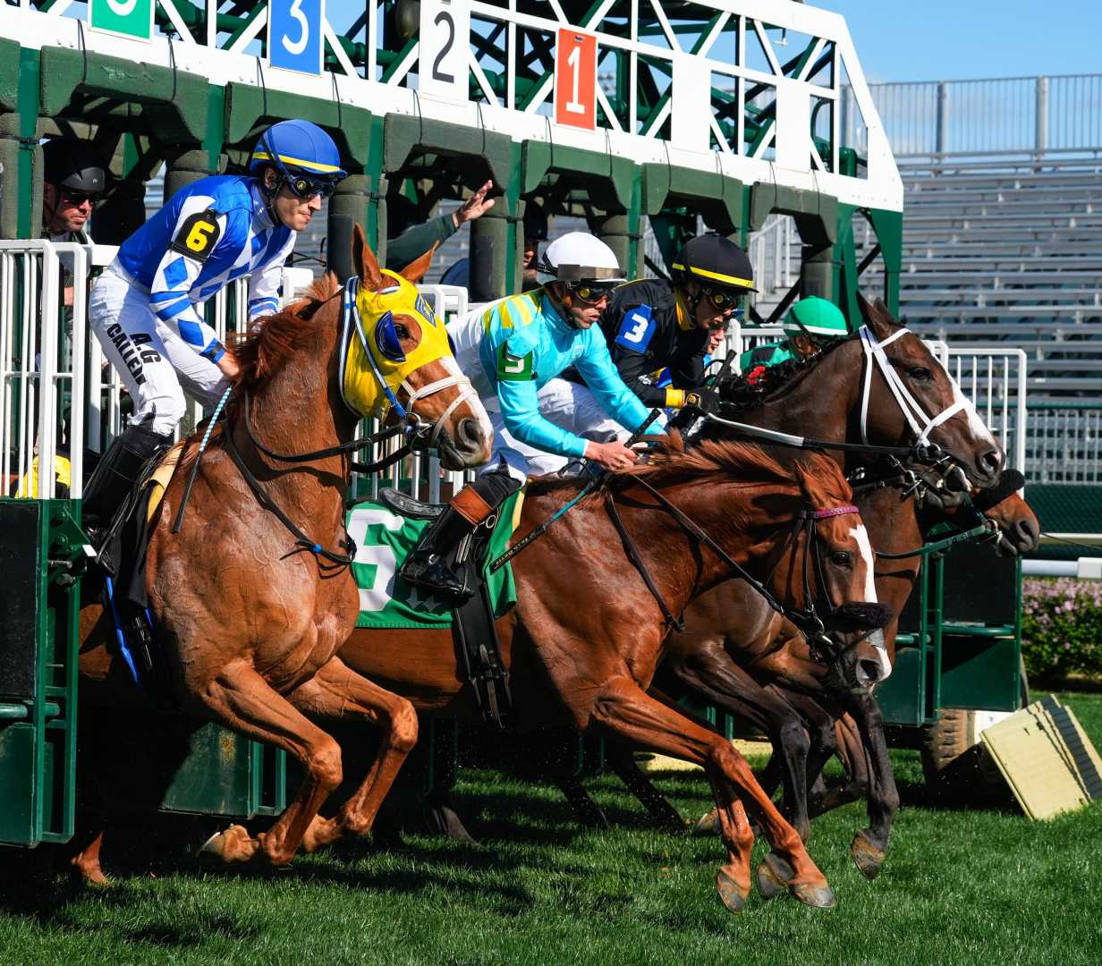 Kentucky Derby Horses And Jockeys At Churchill Downs