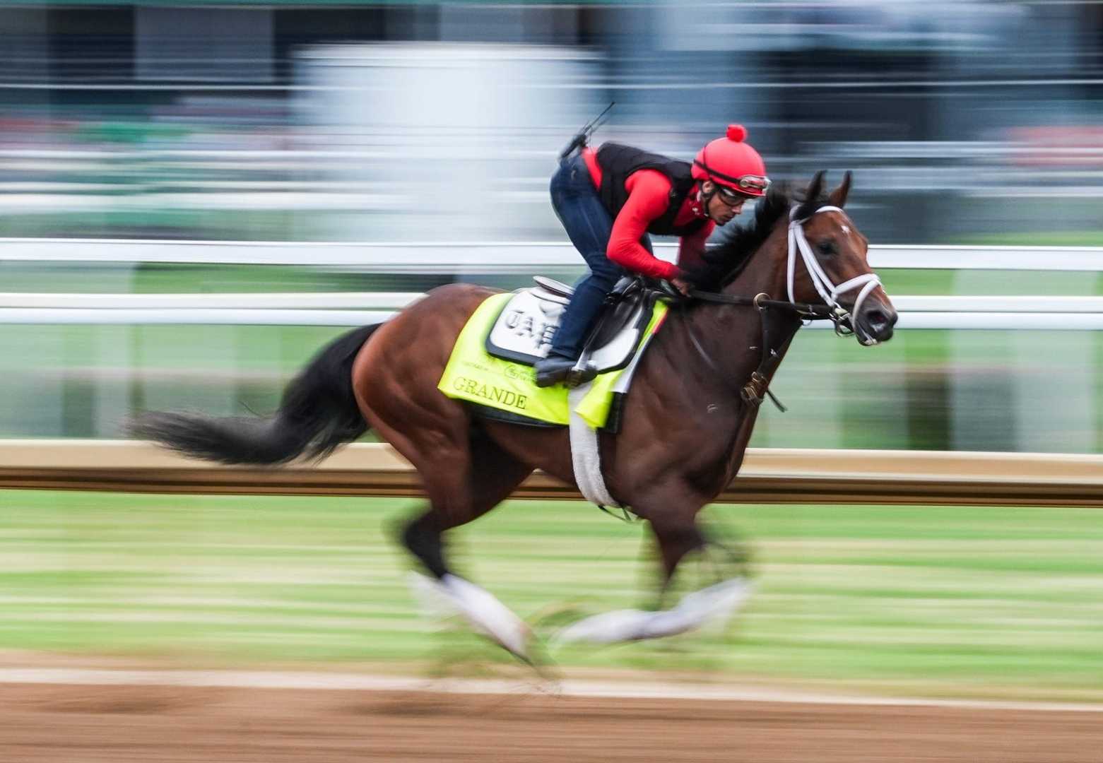 Kentucky Derby Horses Racing At Churchill Downs