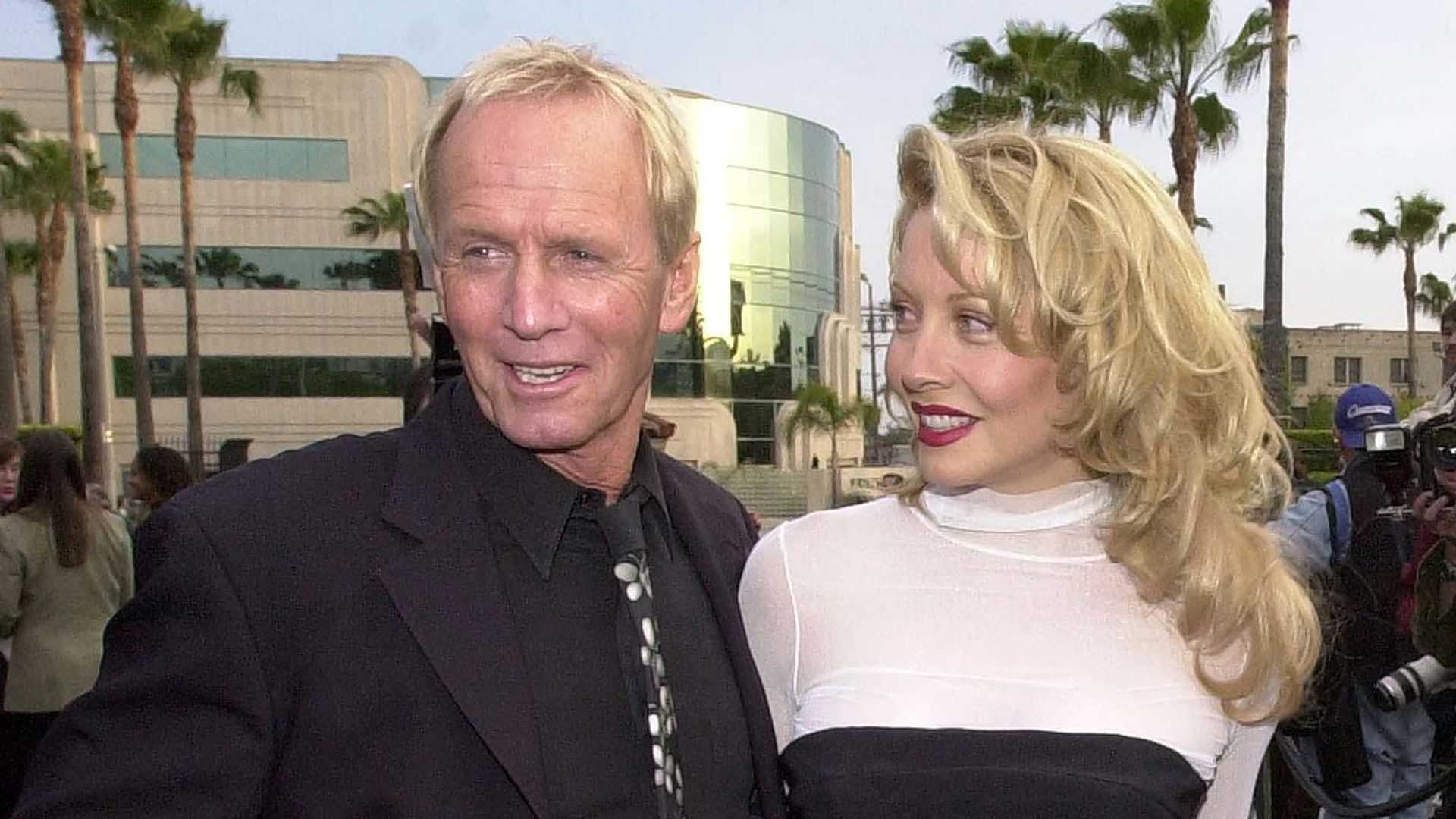 Linda Kozlowski Paul Hogan Outing