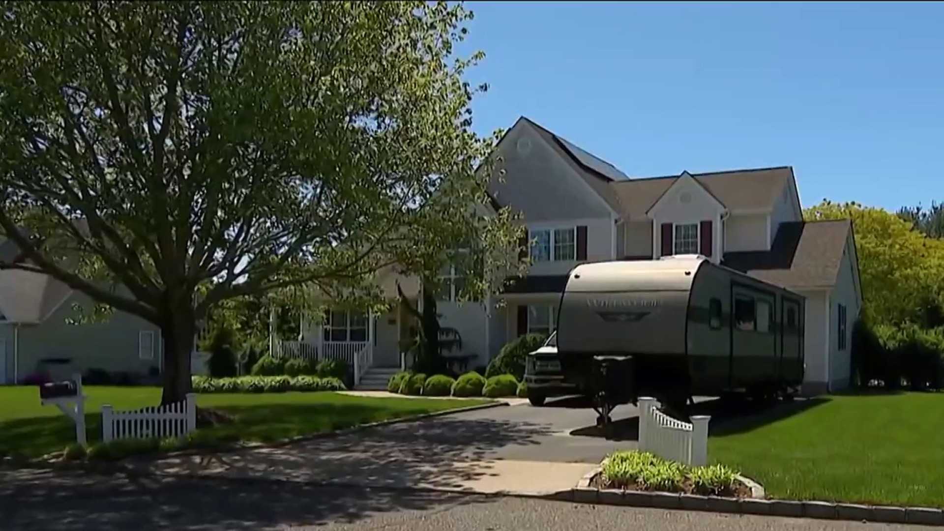 Long Island Homeowner Pool Body Discovery