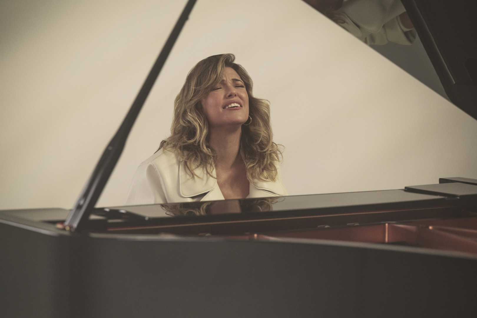 Rachel Platten Kenneth Cole Fashion Collaboration