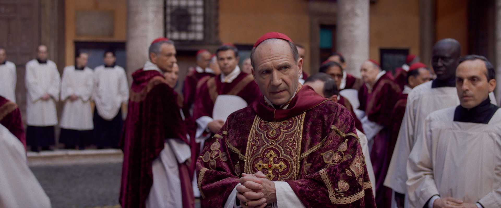 Ralph Fiennes Conclave Movie Pope