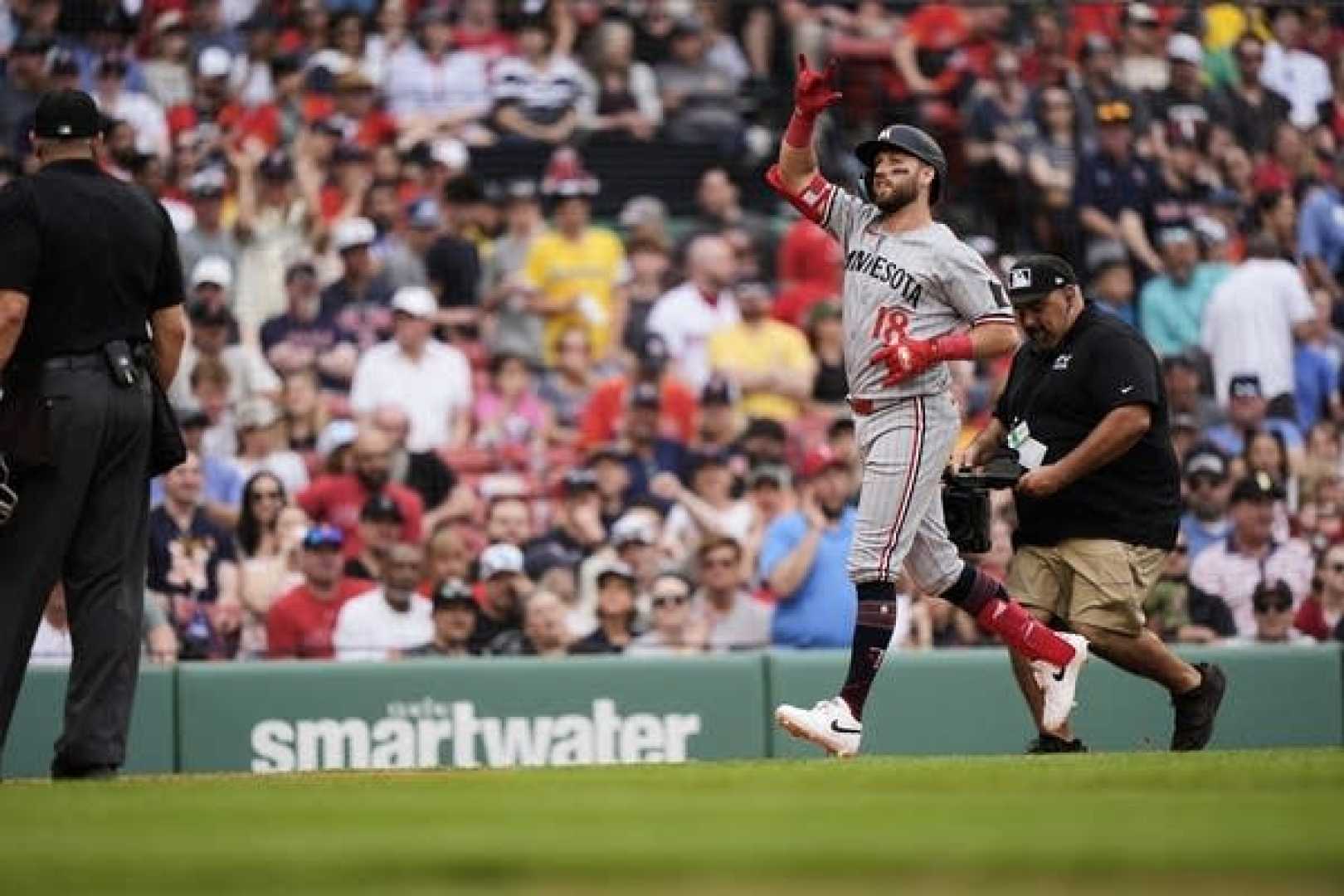 Red Sox Twins Baseball Game