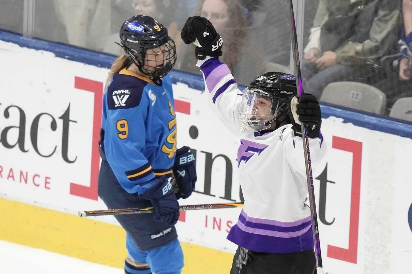 Renata Fast Sophie Jaques Claire Thompson Hockey