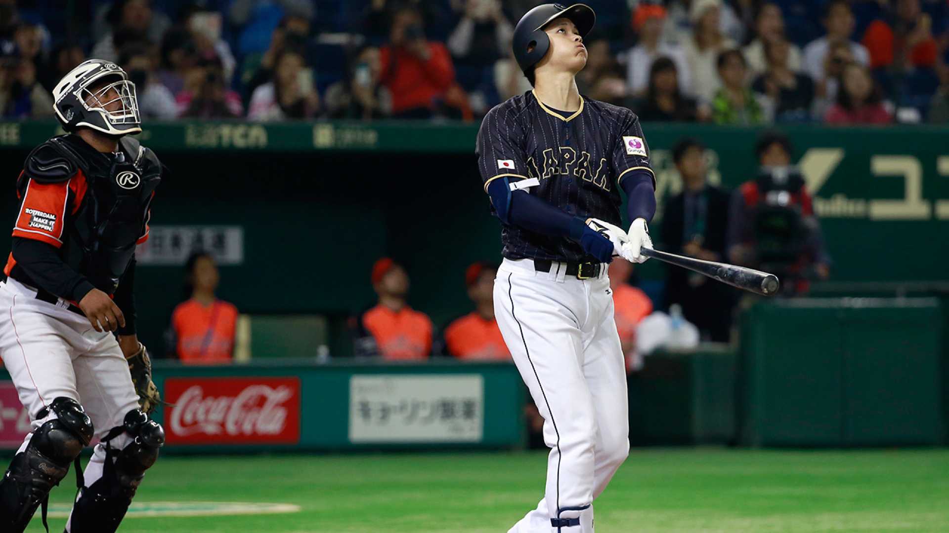 Shohei Ohtani Towering Fly Ball Mlb