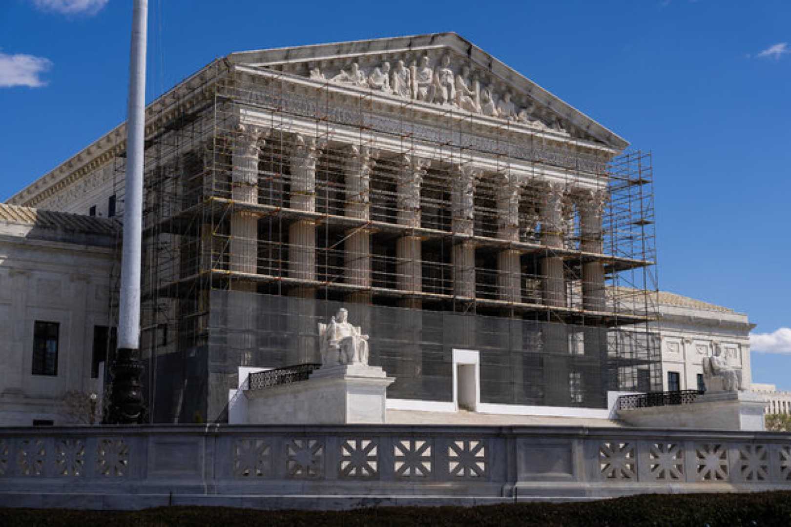 Supreme Court Immigration Venezuelan Migrants