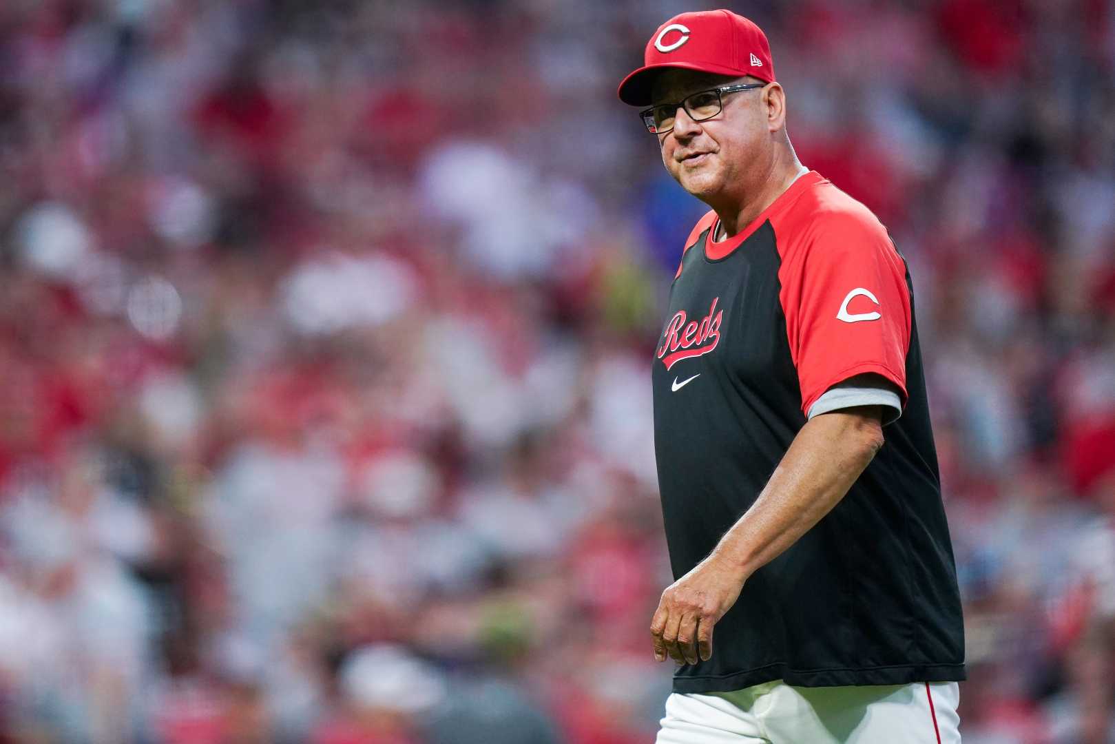 Terry Francona Managing Reds Against Guardians