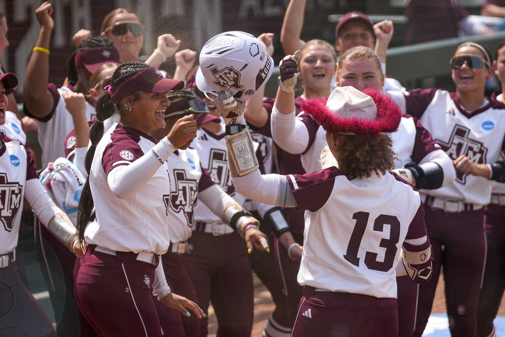 Texas A&m Softball Team Victory