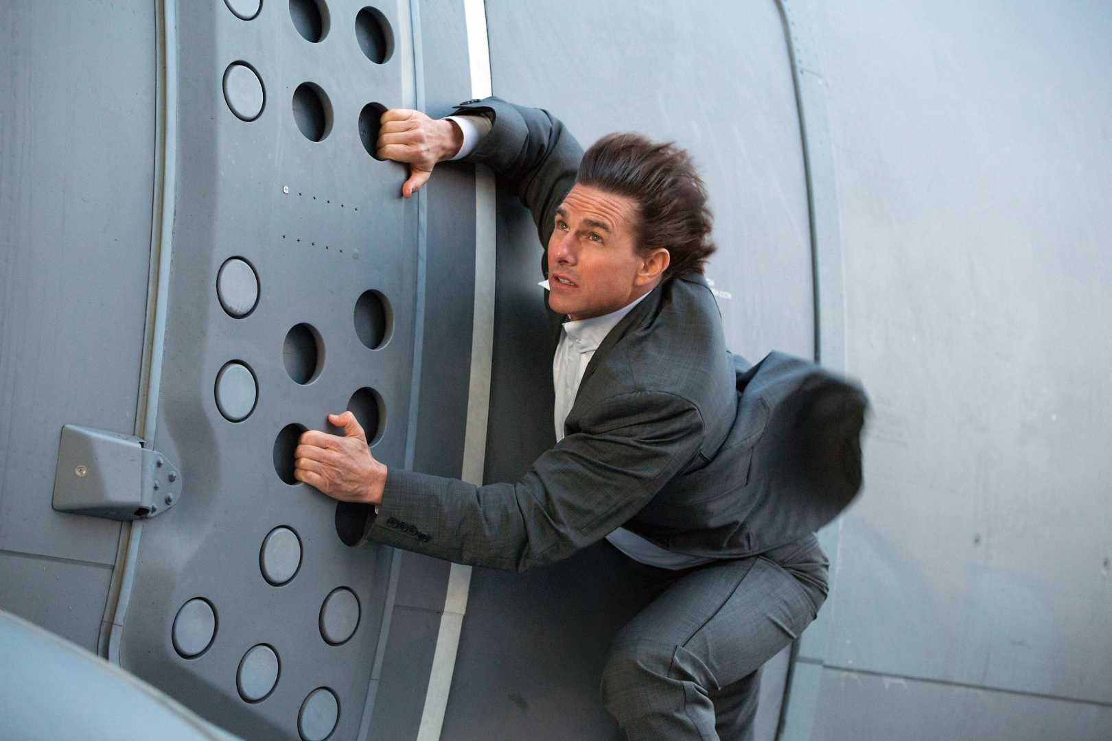 Tom Cruise Mission Impossible Stunts