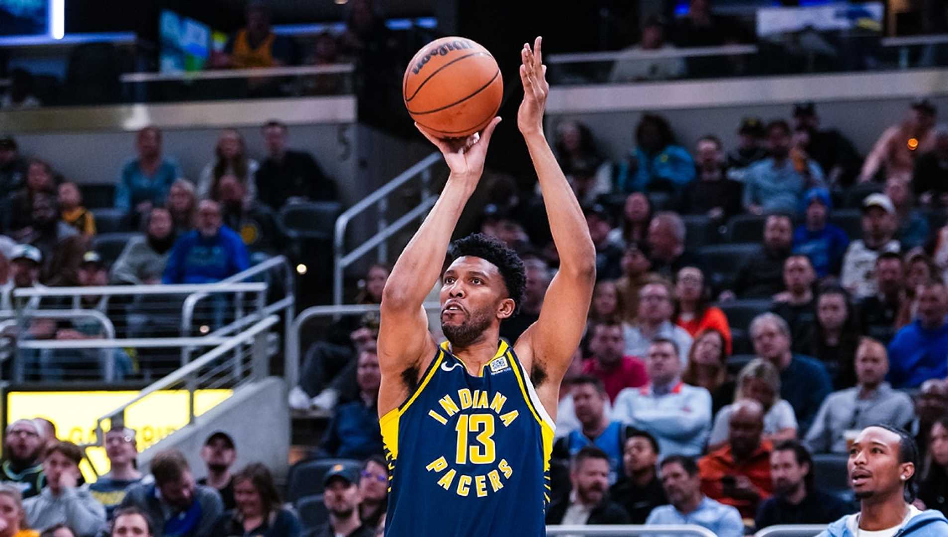 Tony Bradley Basketball Pacers