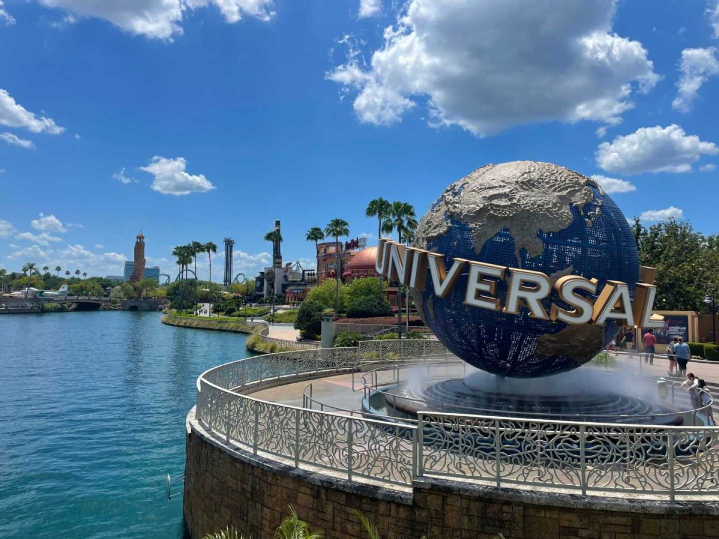 Universal Orlando Resort Smoking Policy News