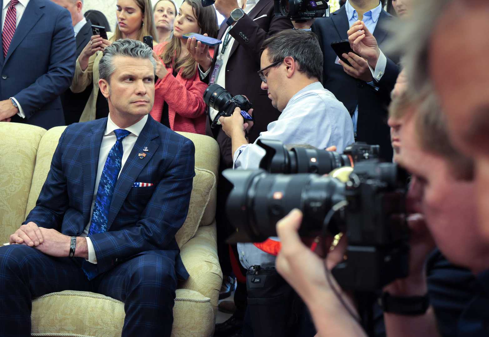 U.s. Defense Secretary Pete Hegseth Oval Office Meeting