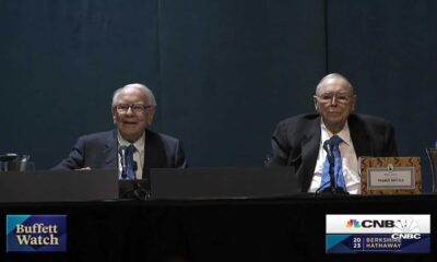 Warren Buffett Berkshire Hathaway Shareholders Meeting