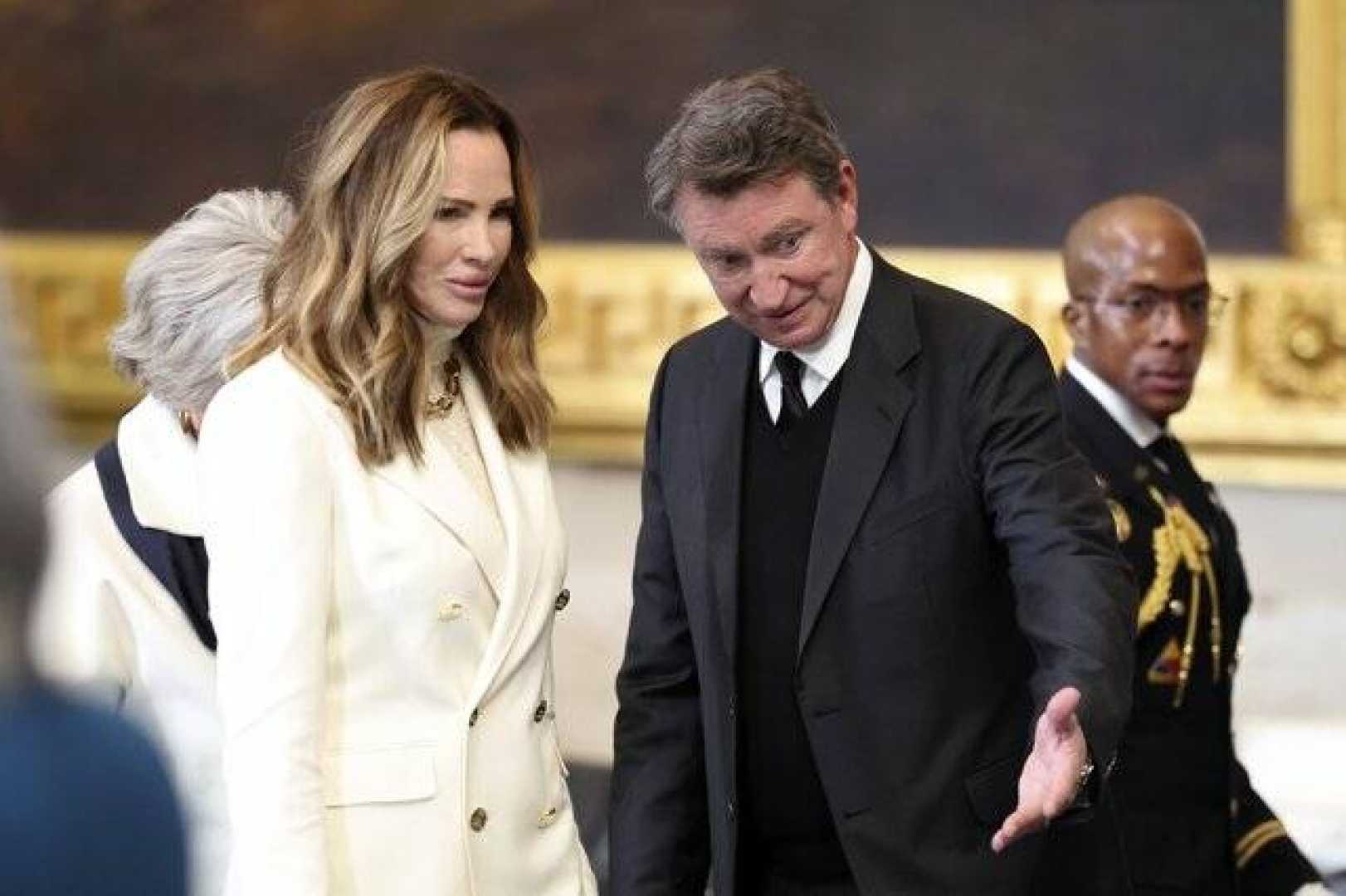 Wayne Gretzky Friendship Donald Trump Controversy