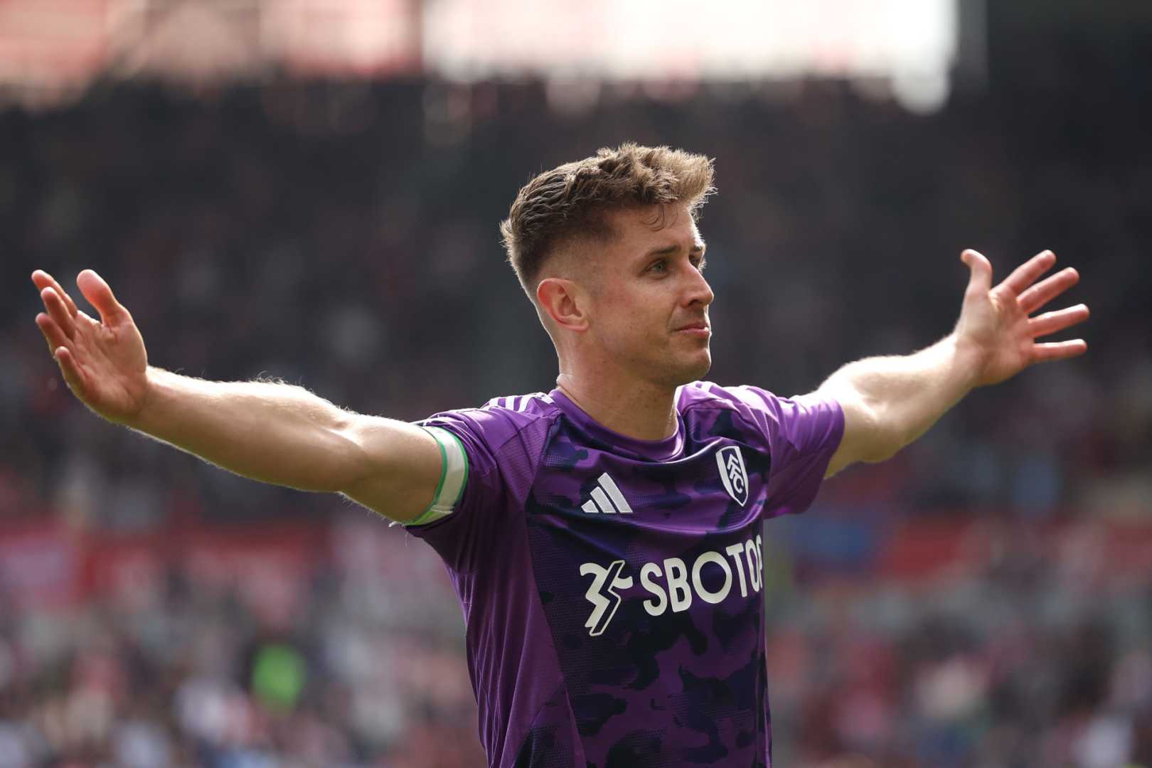 Wrexham Fc Tom Cairney Transfer News